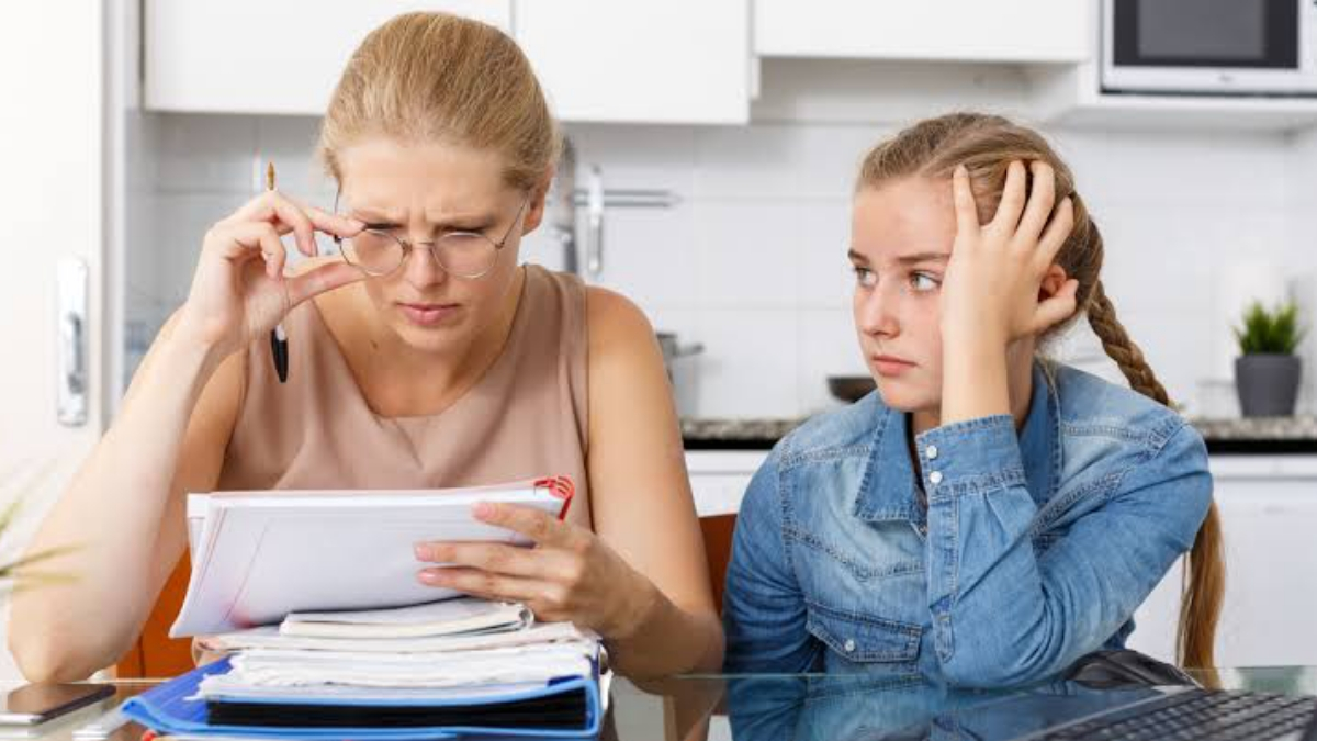 10 Signs You're Being Too Strict As A Parent