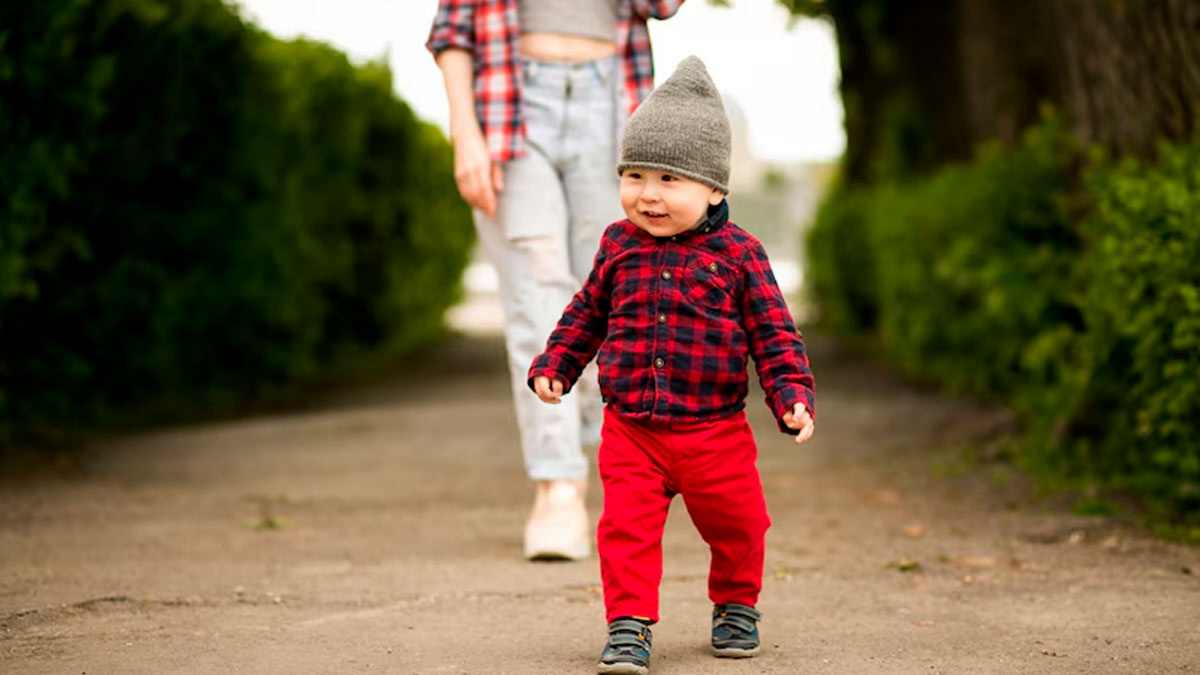 8 Causes Of Limping In Child, Symptoms, Diagnosis And Treatment