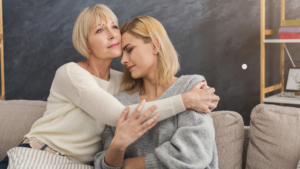 8 Traits Of Daughters Of Narcissistic Mothers