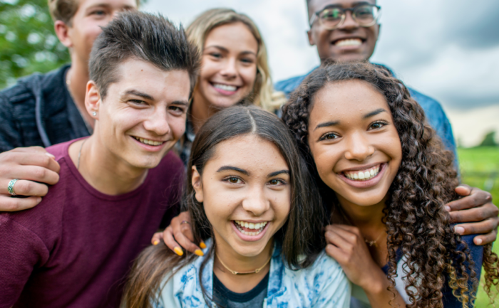 15 Teen Party Games That Keep Everyone Laughing