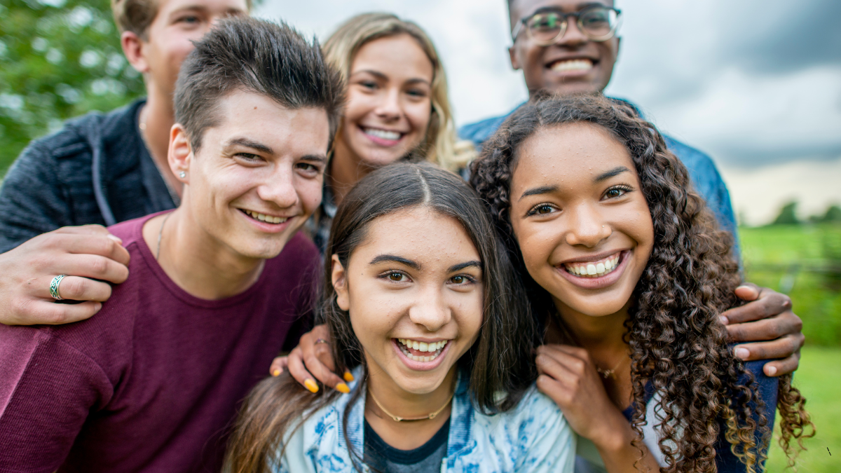15 Teen Party Games That Keep Everyone Laughing