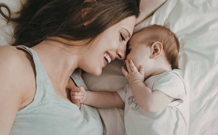 Holistic Postpartum Recovery Tips for Moms