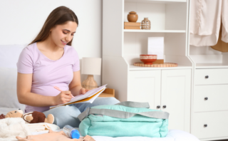 Ovulation Pain vs Implantation Pain: Key Differences Explained