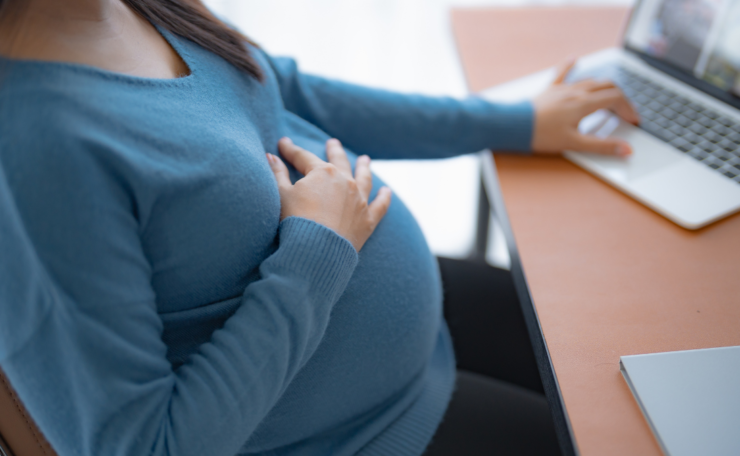 Baby Crowning During Labor What It Means and What Happens Next