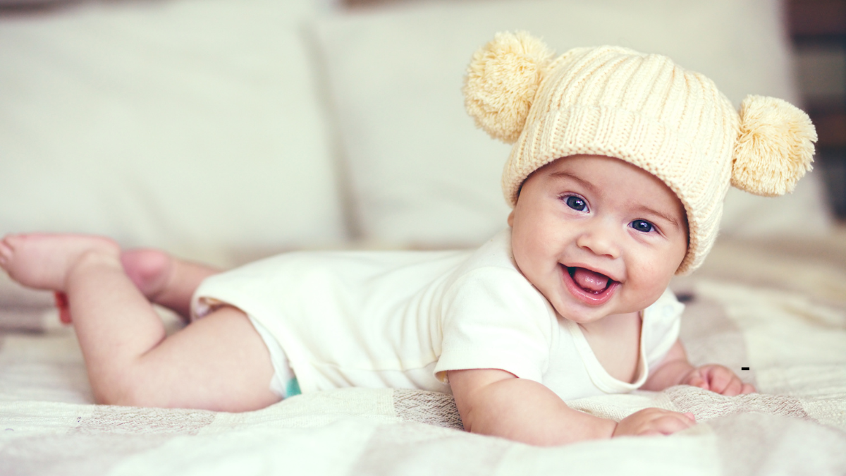 How to Clean Your Newborn’s Tongue Safely
