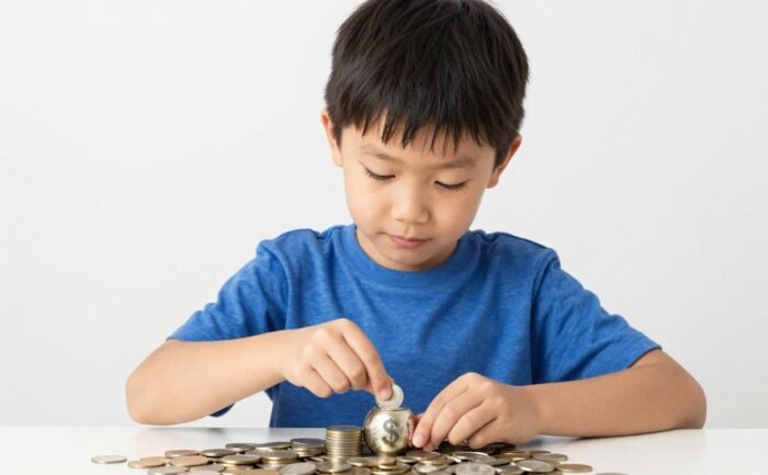 child-saving-pocket-money-